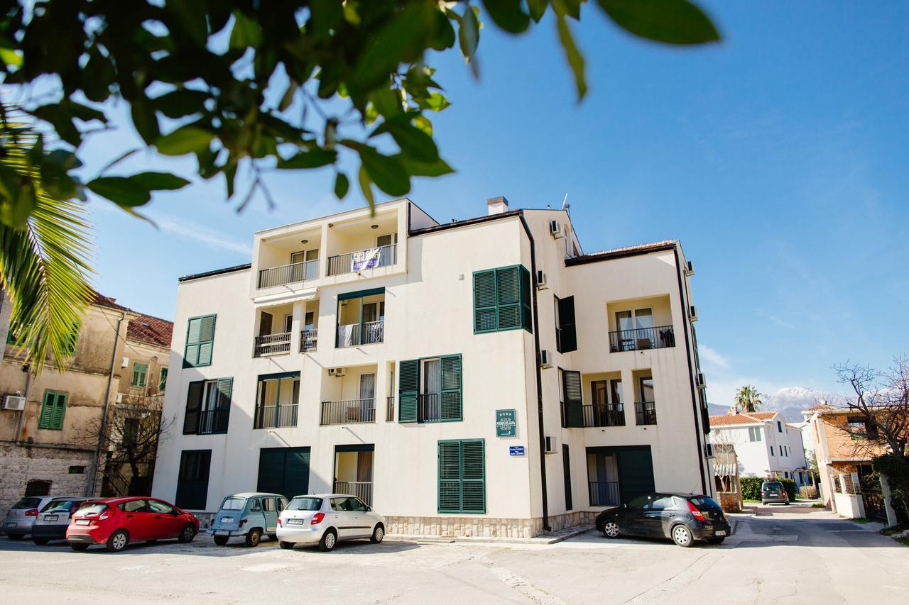 Apartments Nirgilija Tivat Eksteriør bilde